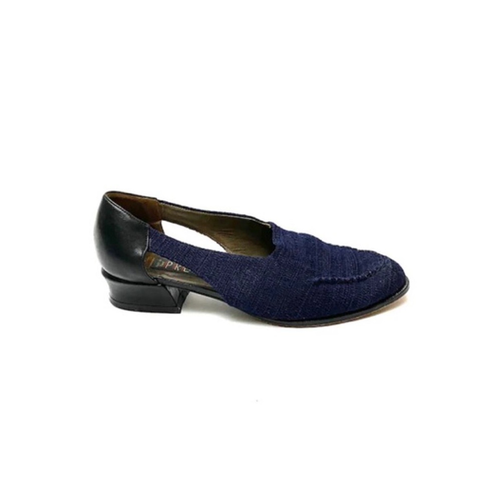 Vintage 1990s blue stretchy fabric cutout sandals